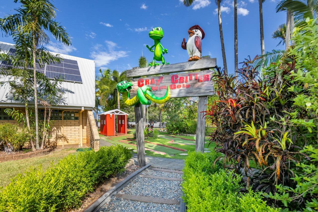 Ingenia Holidays Cairns Coconut Exterior foto Entrance to the Village