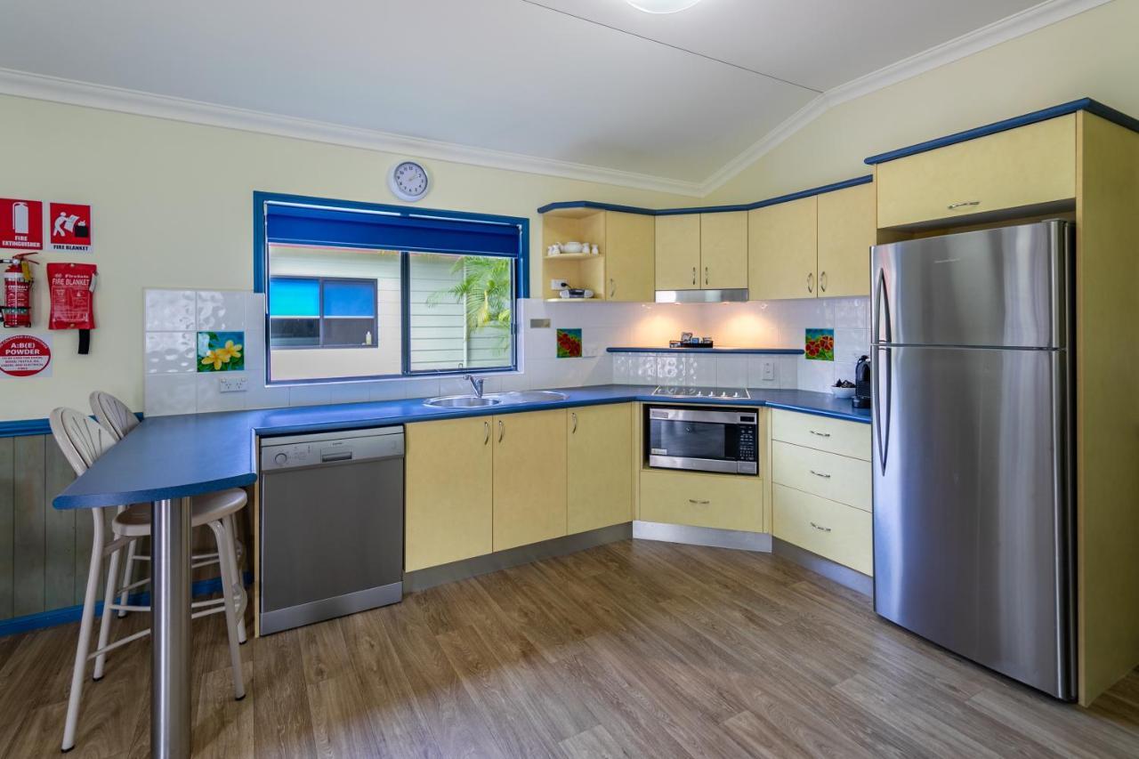 Ingenia Holidays Cairns Coconut Exterior foto A modern Australian kitchen